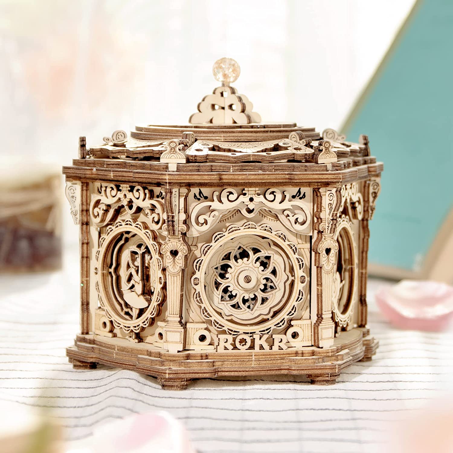 Secret Garden – Elegant Wooden Music Box Kit